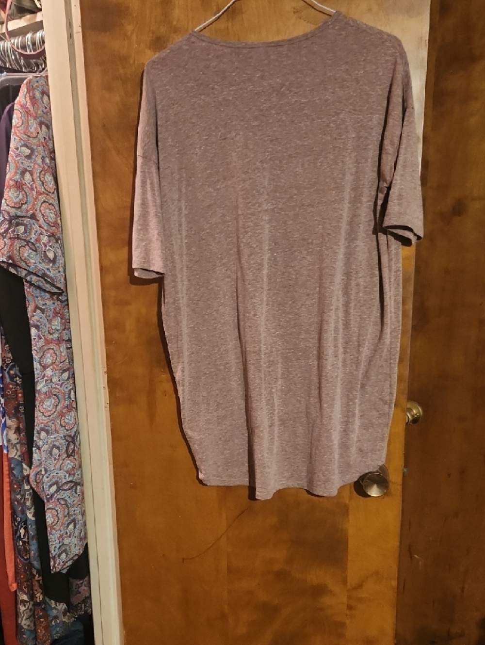 LuLaRoe Brown Short Sleeve Tee - Picture 3 of 3